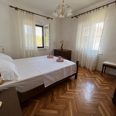 Villa Slatine apartment *