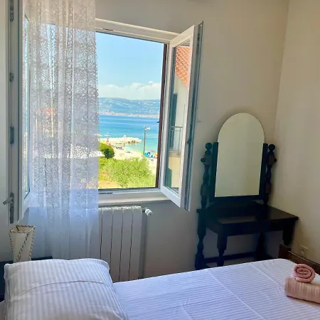 Villa Slatine apartment * Slatine