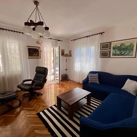Villa Villa Slatine apartment Slatine