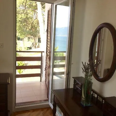 Villa Slatine Apartment Slatine