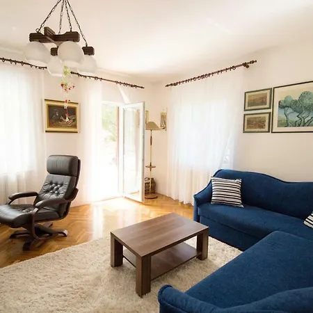 Villa Villa Slatine Apartment Slatine