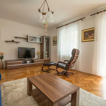 Villa Villa Slatine Apartment *